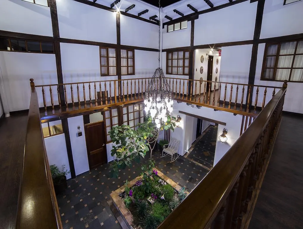 Felicia Hotel & Suites Cuenca 3*,  Ecuador